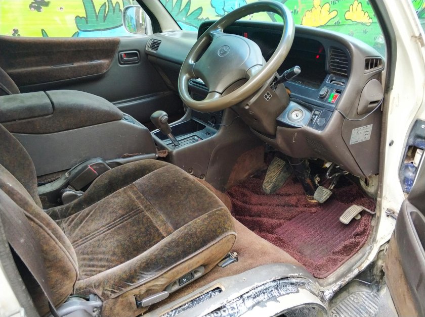 Toyota Hiace h100 салон