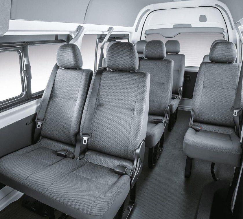 Toyota Hiace 2015 салон