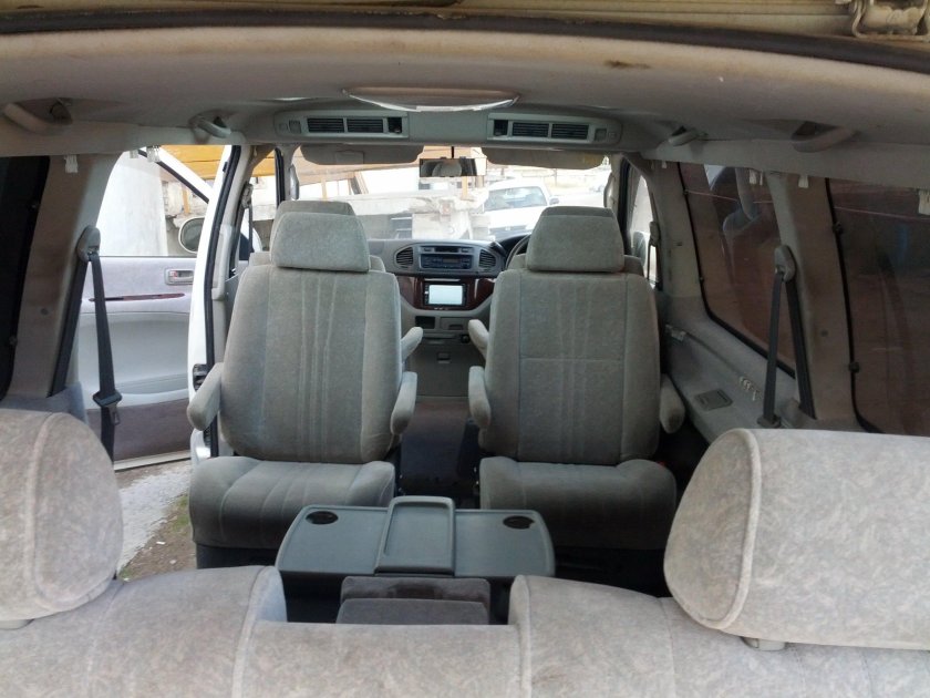 Toyota Hiace Regius 2001 салон