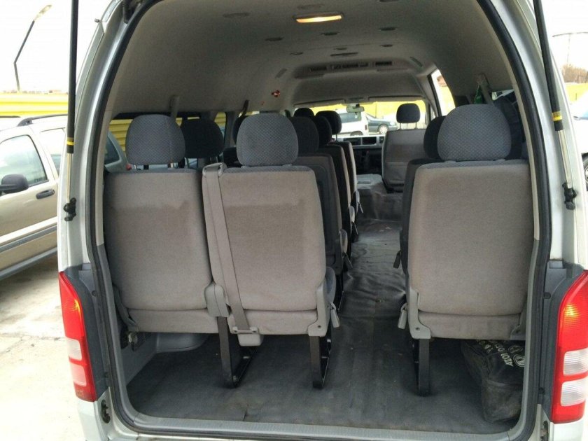 Toyota Hiace 2008 салон
