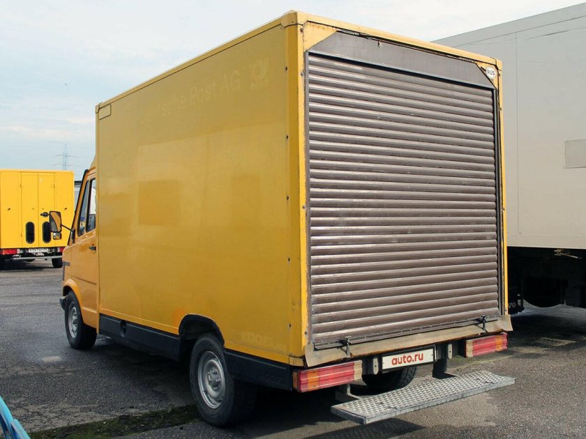 Мерседес Бенц 308