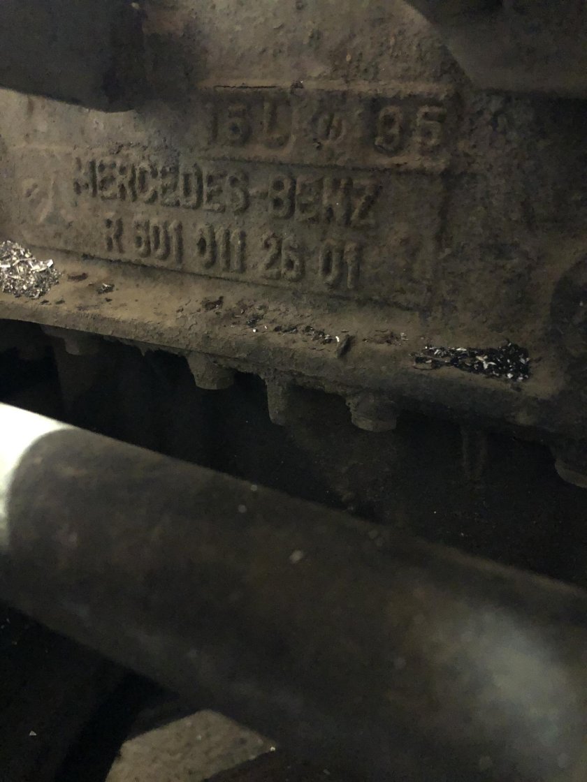 Vito 2.3 номер двигателя