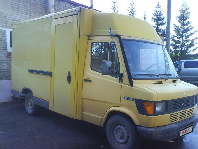 Мерседес Спринтер 1996 года