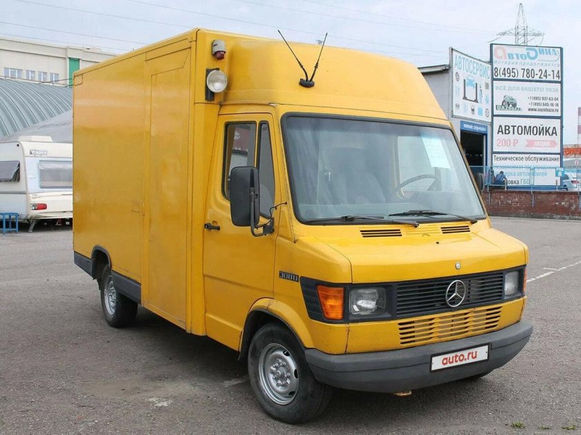 Mercedes-Benz 308d Sprinter