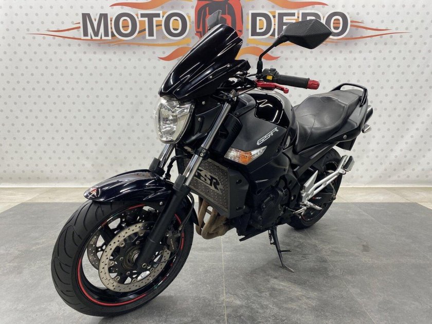 Мотоцикл suzuki