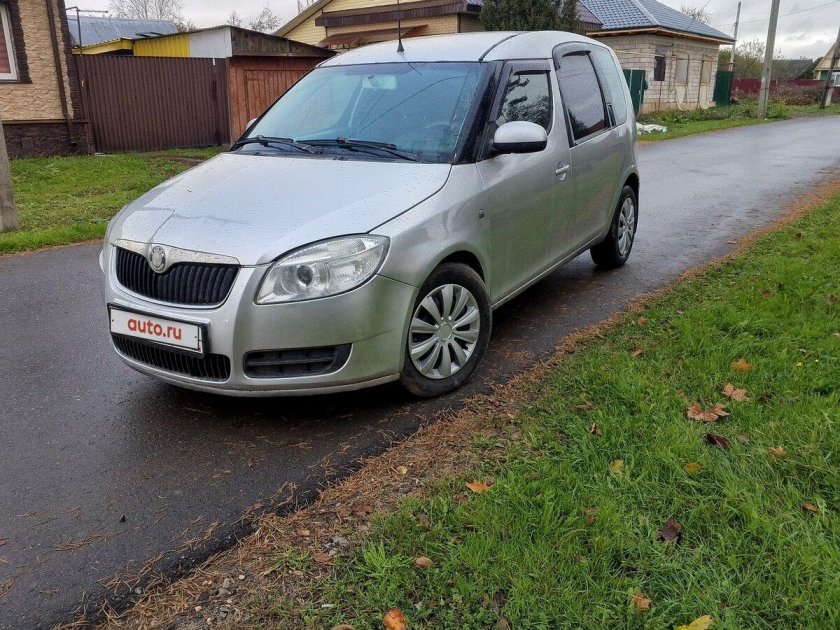 Шкода компактвэн румстер