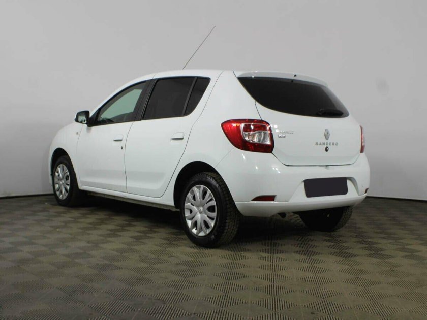 Рено Сандеро 2 белый