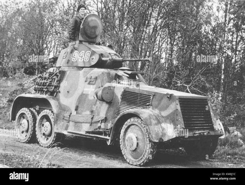 Бронеавтомобиль "Ландсверк-182".