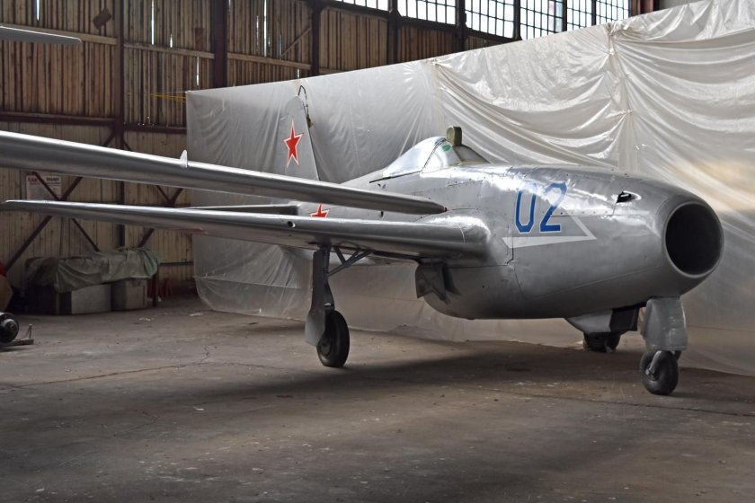 Як 17 истребитель