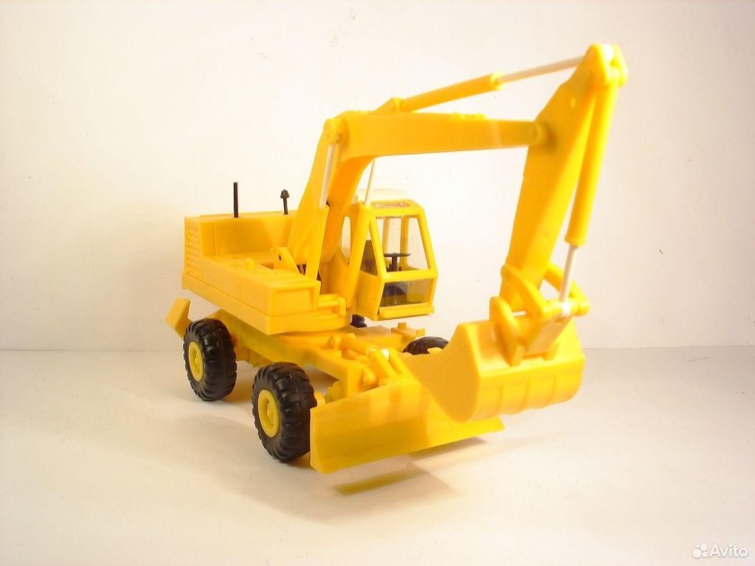 Экскаватор АТЕК 881