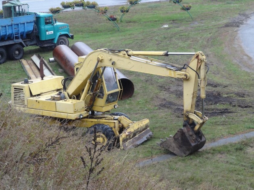 Колесные экскаваторы ЭО-4321