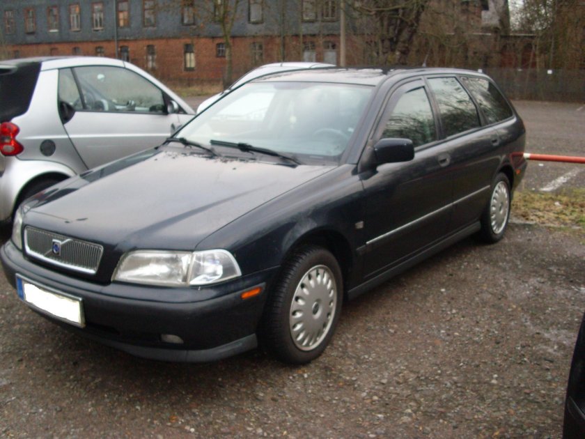 Volvo v40 1999