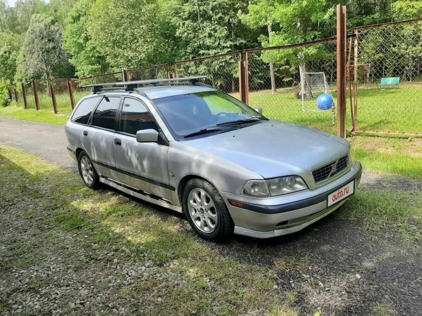 Вольво в 40 универсал