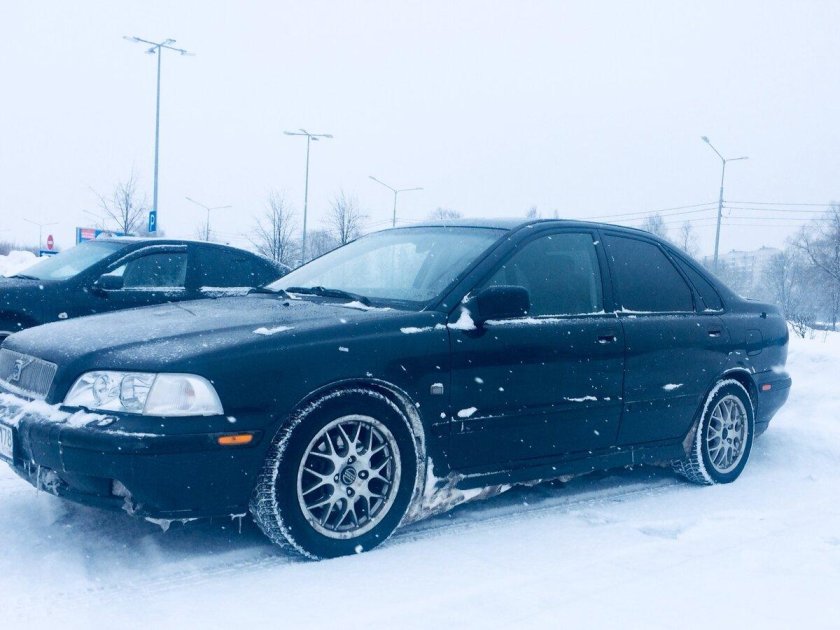 Вольво седан 1999