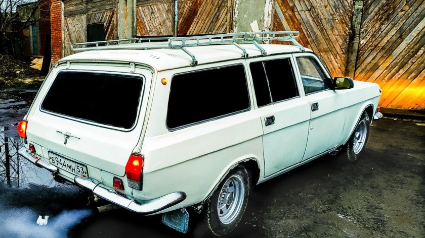 Волга ГАЗ 2412