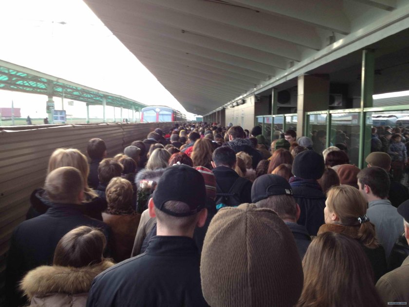 Выхино станция люди