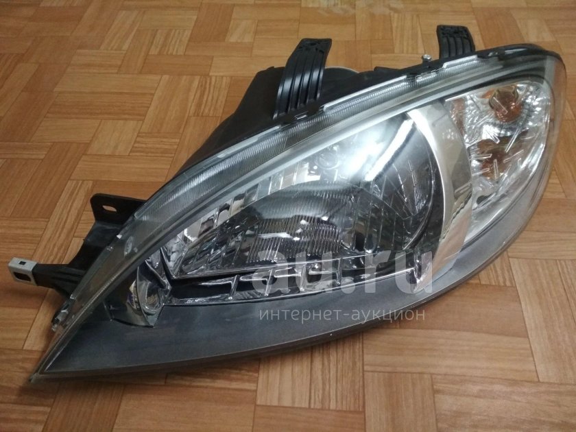 Sat st2351103rld фара