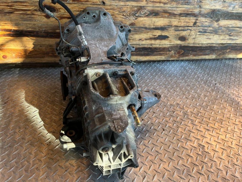 Audi 80 коробка передач мкпп