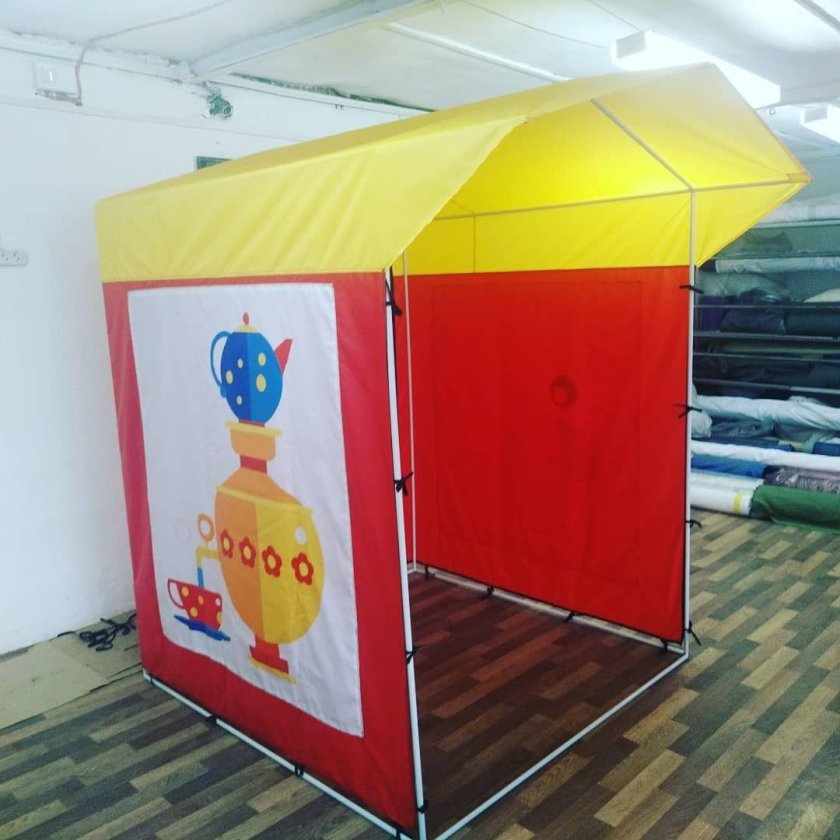 Торговая палатка для уличной торговли