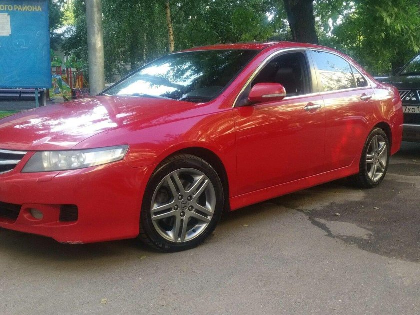 Honda Accord 2007 красный