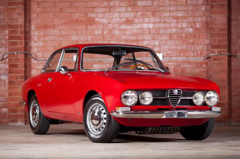Alfa Romeo 1750 GTV