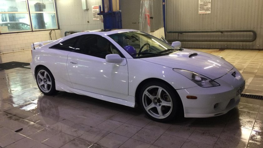 Toyota Celica 230