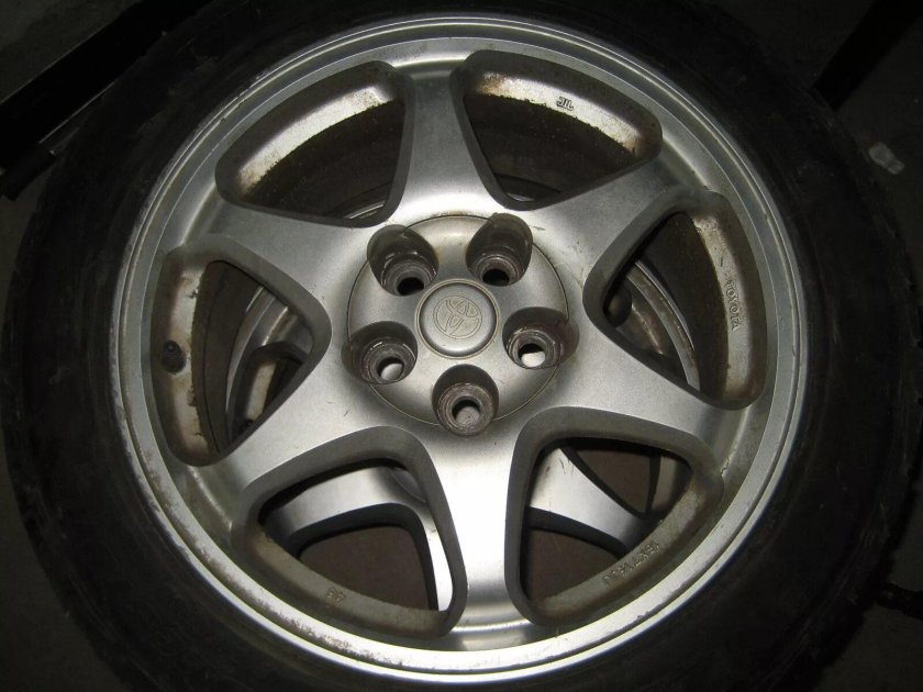 Toyota Celica диски r16