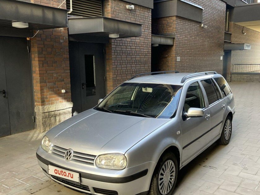 Фольксваген гольф 4 универсал 2000 серебристая