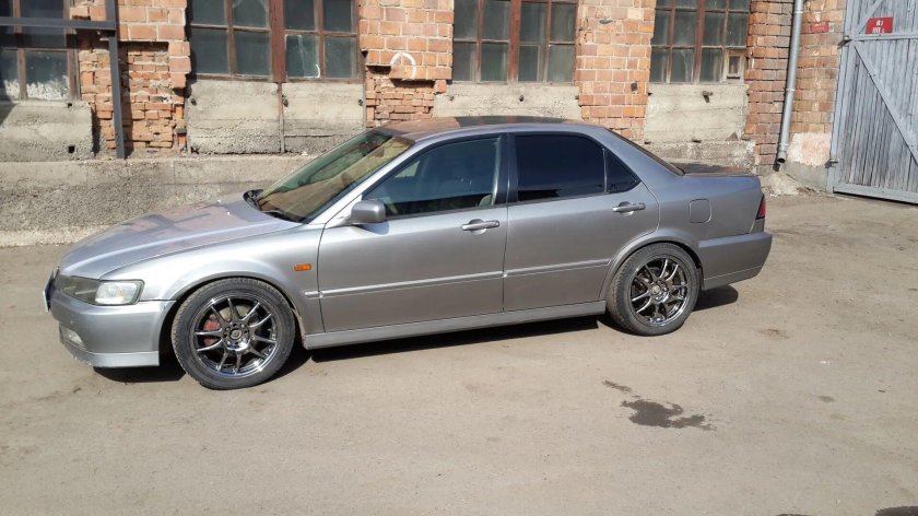 Accord CR Kai r17