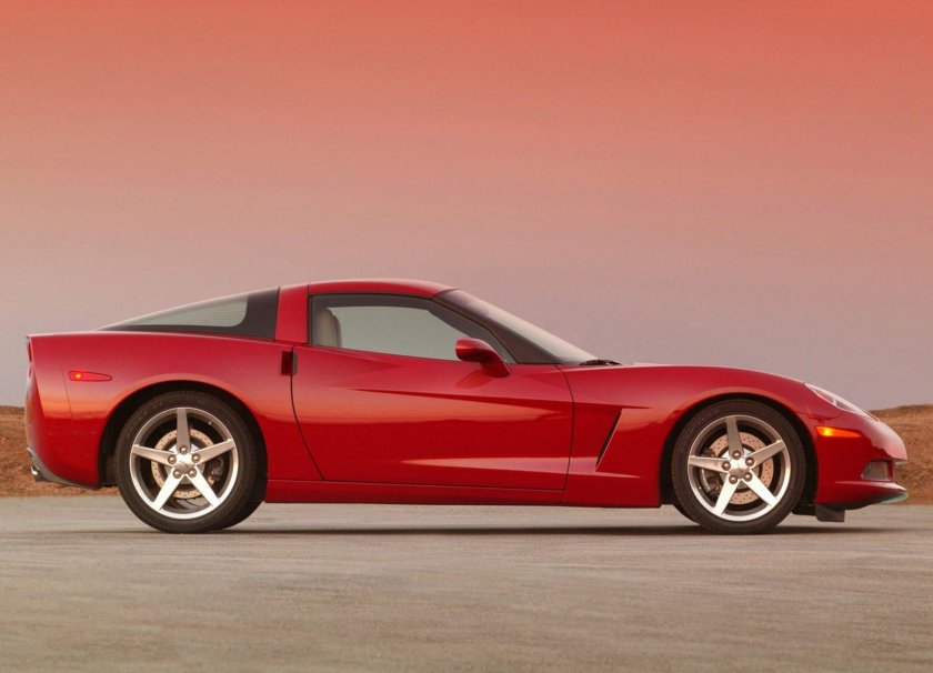 Chevrolet Corvette c6 2004