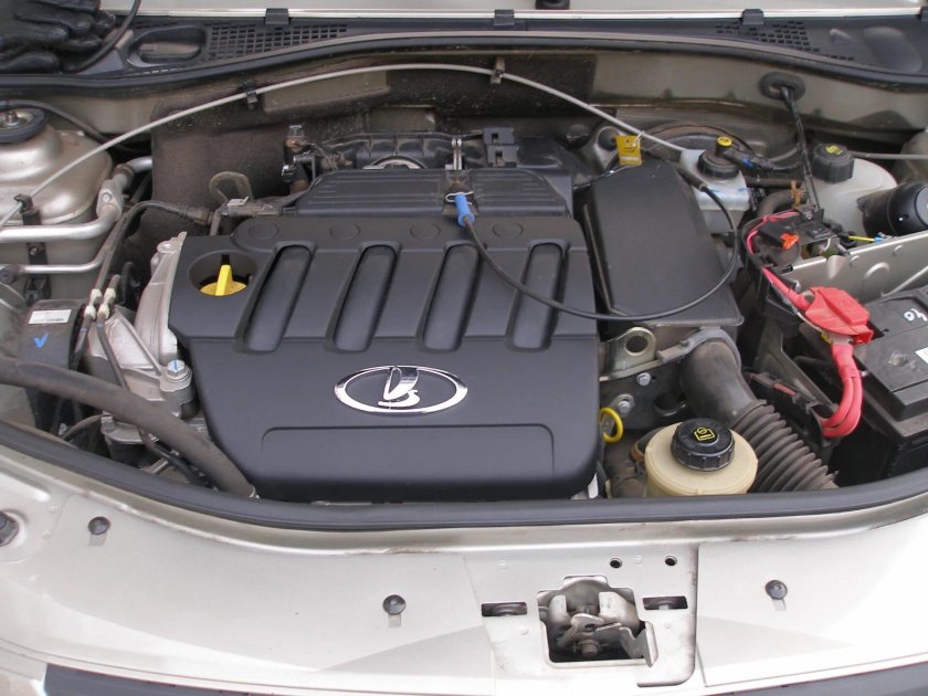 Крышка двигателя Лада Ларгус 16 клапанов