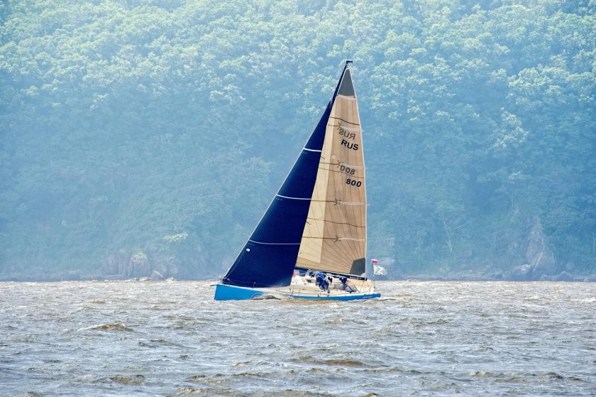 Яхта Четвертьтонник