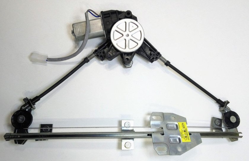 Стеклоподъёмник ВАЗ 2114 электрический передний левый