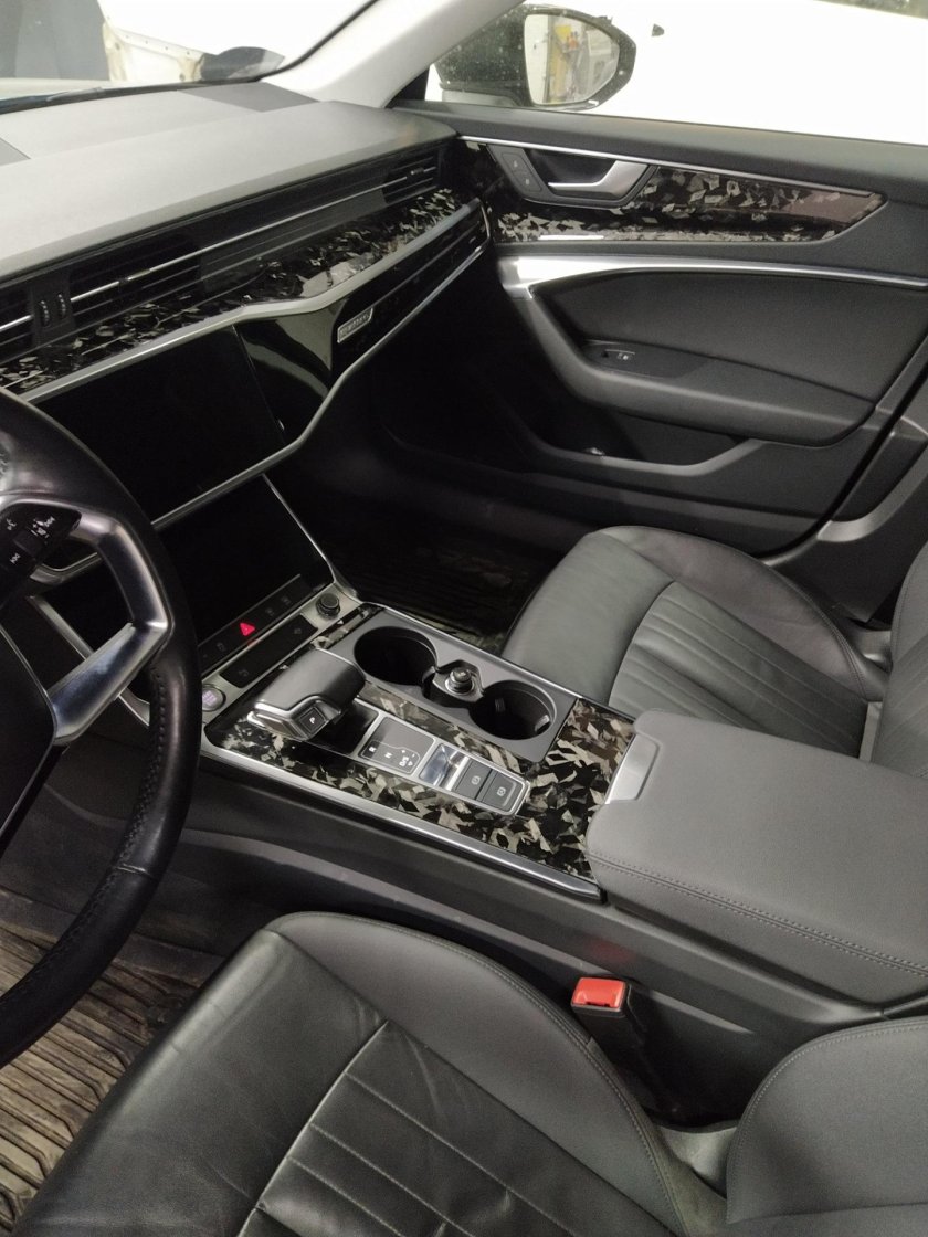 Ауди а7 Karbon Salon plastiki