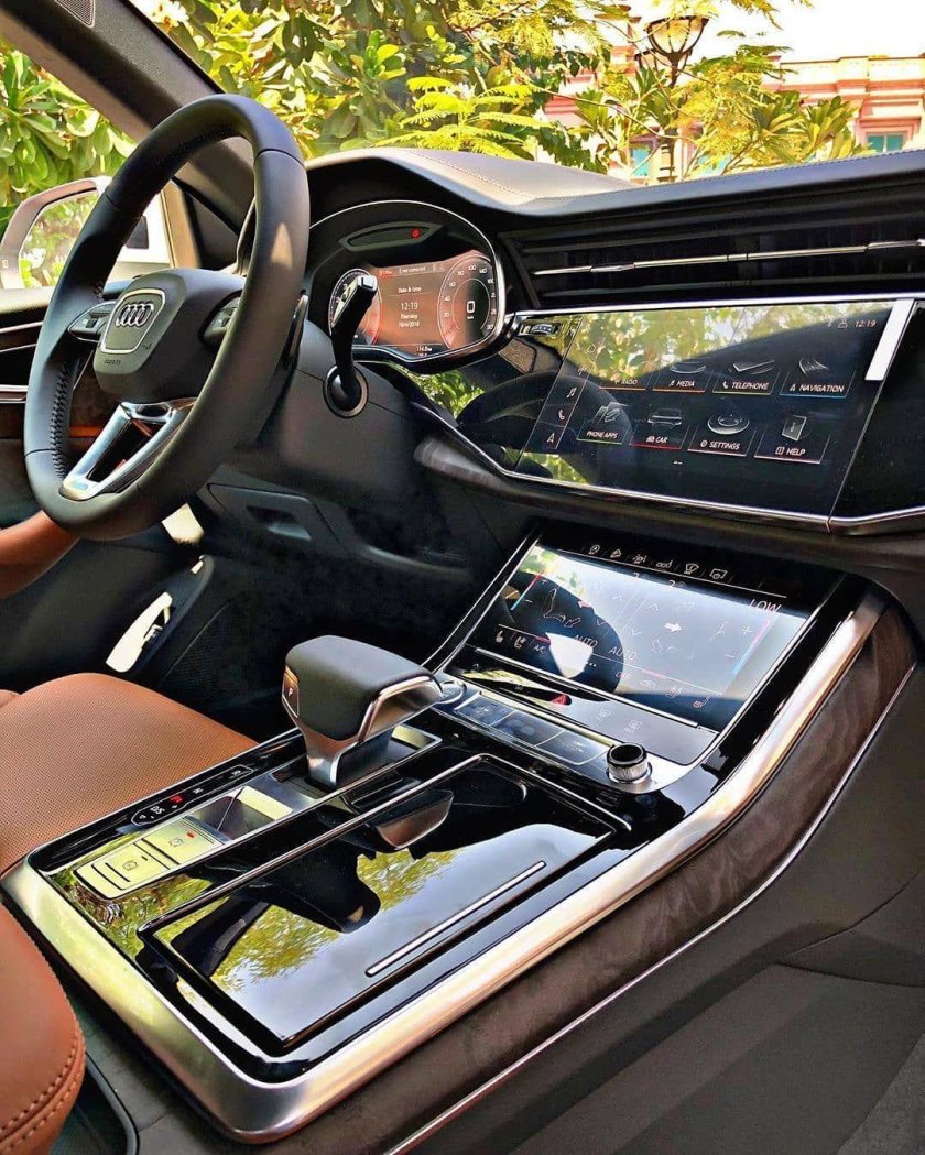 Audi q8 Interior