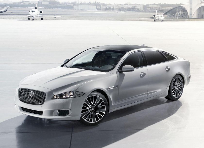 Ягуар машина XJ