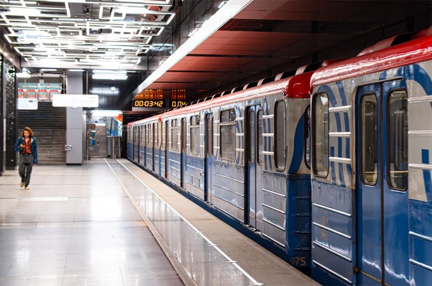 Москва вагон метро