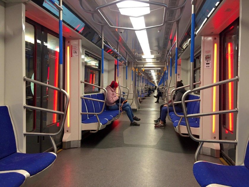 Москва вагон метро