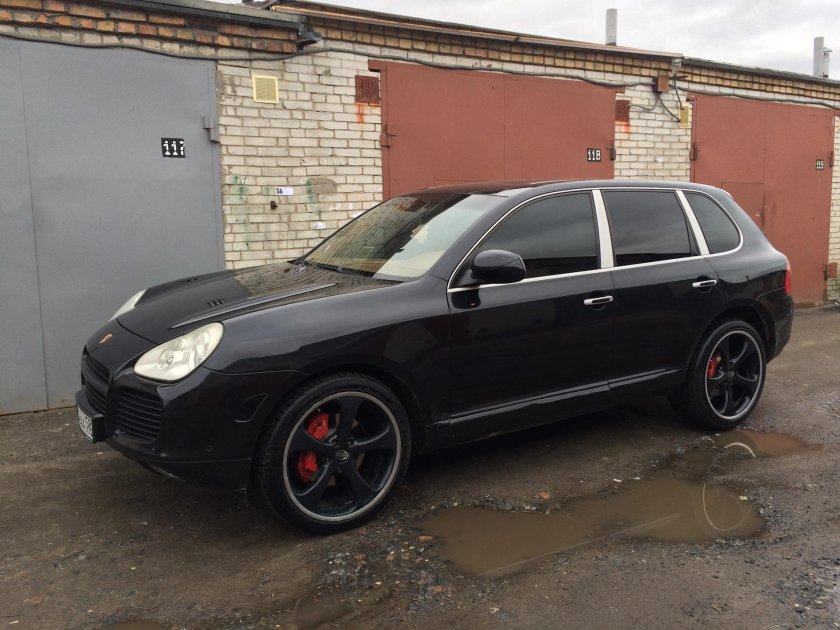 Porsche Cayenne 957 r22