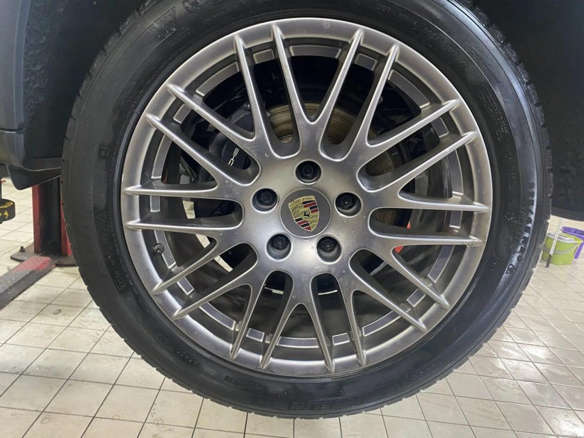 Летние шины на Порше Кайен