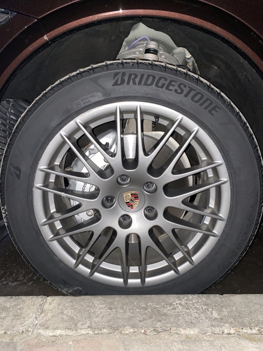 Порше Кайен резина