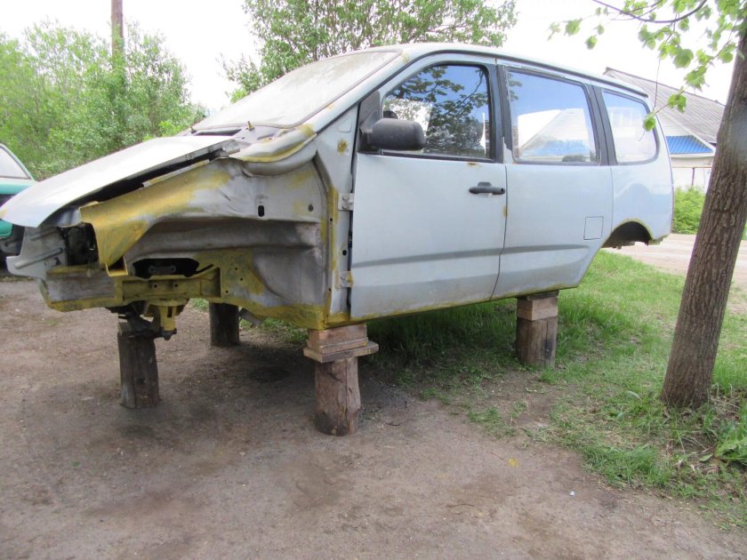ВАЗ 2120 Надежда