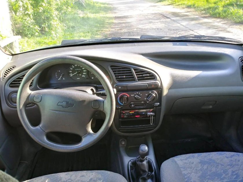 Шевроле Ланос 1.5 салон