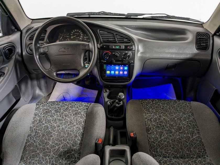 Chevrolet lanos 2008 салон