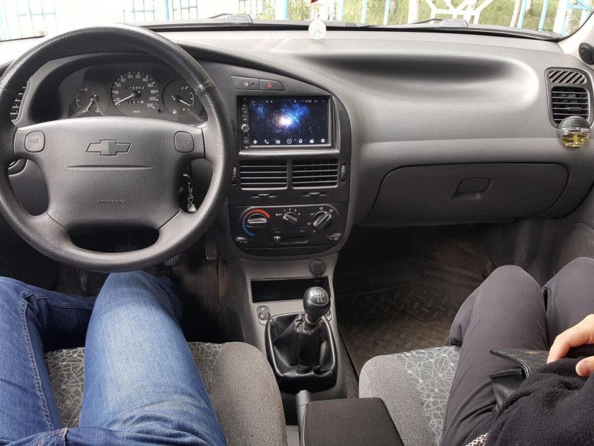 Chevrolet lanos SX 2008 салон