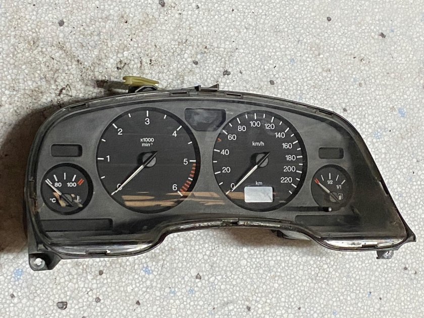 Приборная панель Opel Zafira a