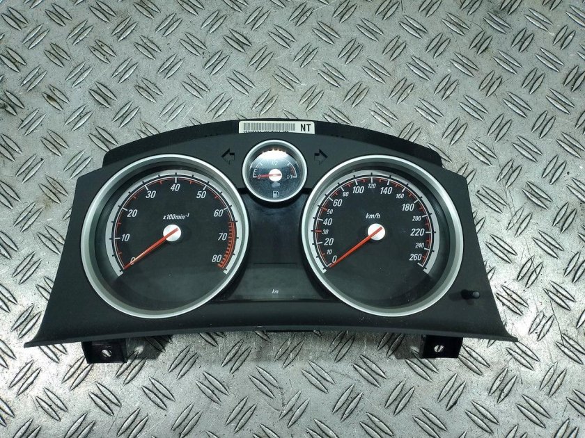 Приборная панель опель зафира