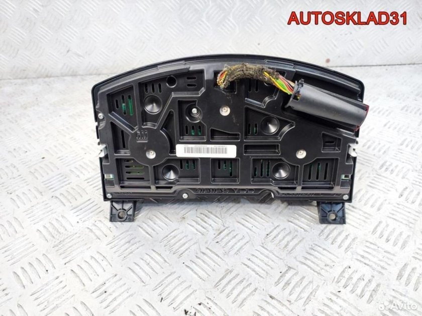 Приборная панель Opel Zafira b
