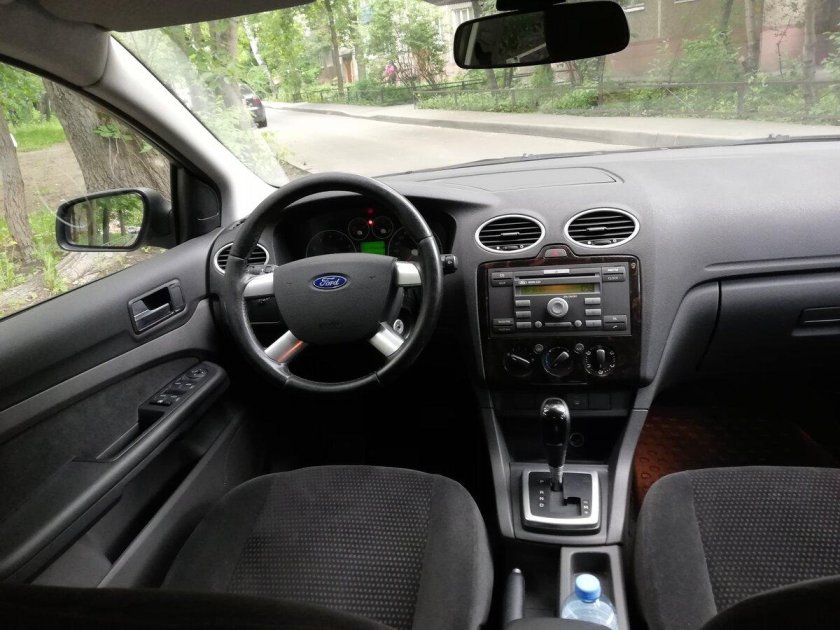 Форд фокус 2 2005 салон