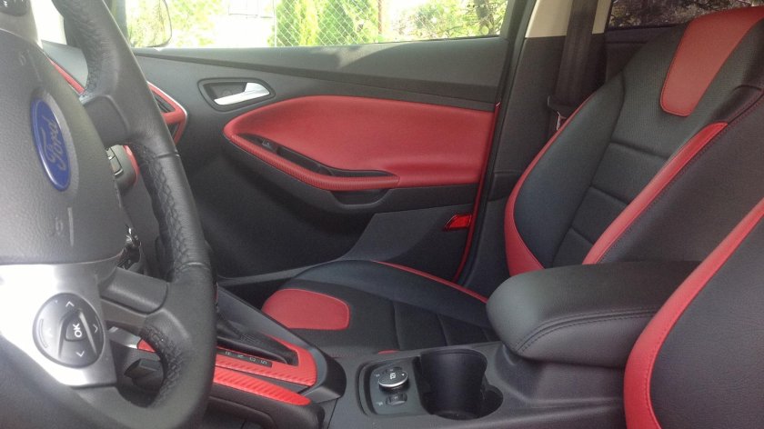 Красный салон Форд фокус 2